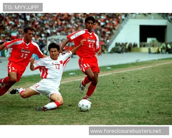 深入分析北京足球队反击战术的特点与实施效果