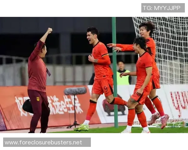 足球明星加盟中国综艺节目引发热议球迷与观众共同期待精彩表现